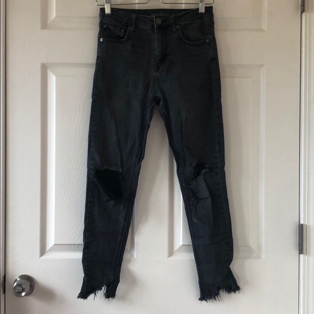 Black distressed skinny jeans by Wild Fable